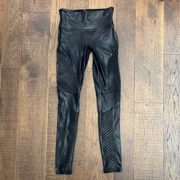 SPANX Faux Leather Moto Leggings in Black - Picture 5 of 9